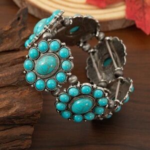 Western Turquoise and Silver Women's Bracelet